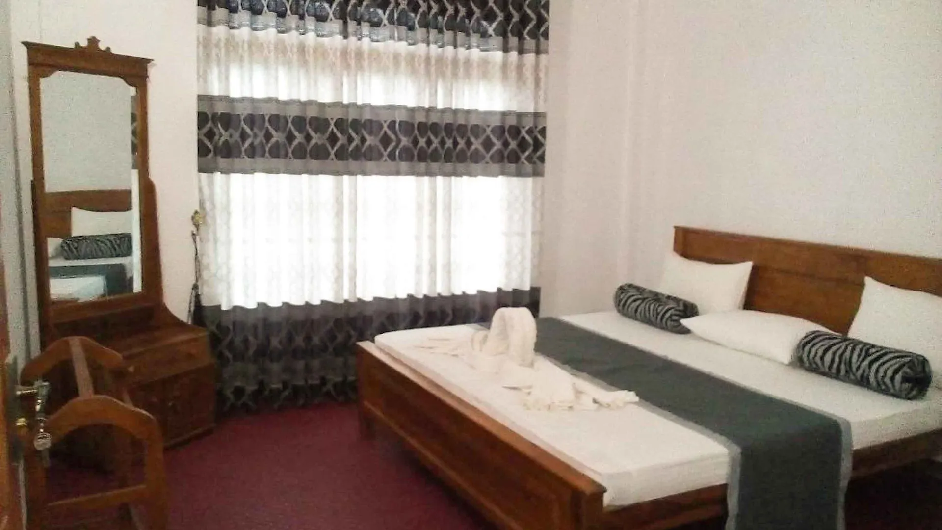 Real Home Stay Nuwara Eliya